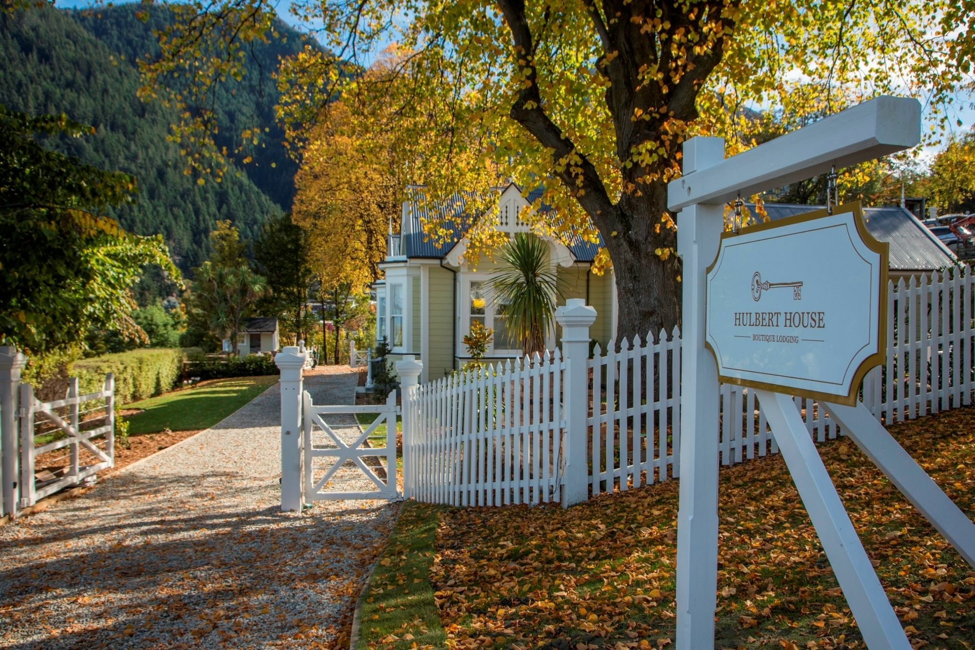 Hulbert House Luxury Boutique Lodge Distretto di Queenstown Esterno foto